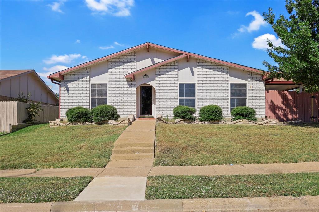 2721 Cedar Elm Lane — photo