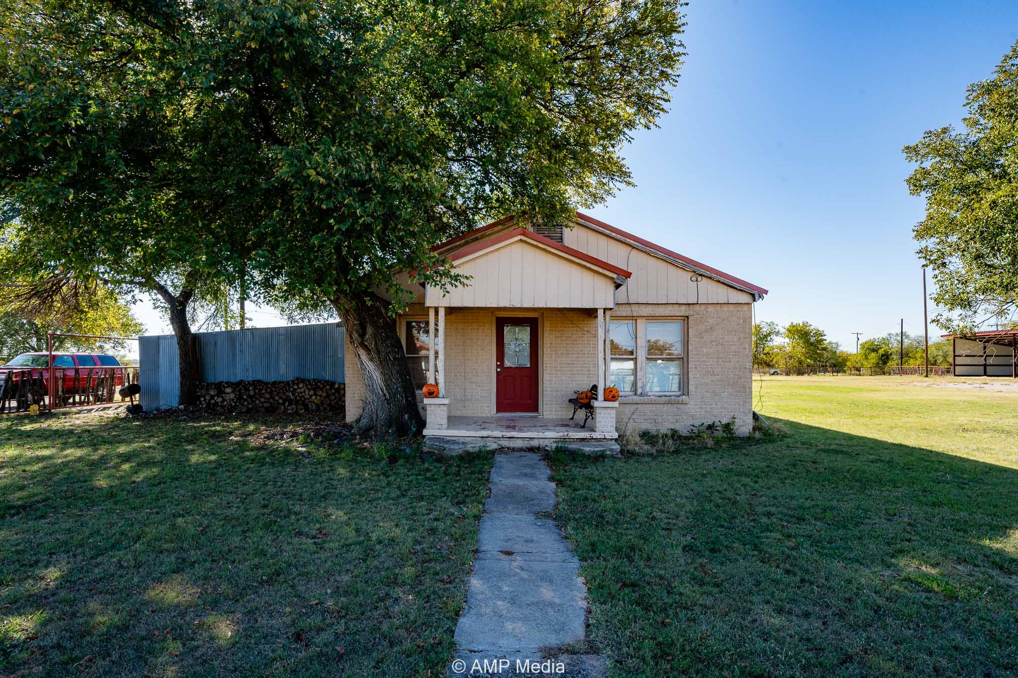 507 E Chestnut, Throckmorton, TX 76483 — photo 2