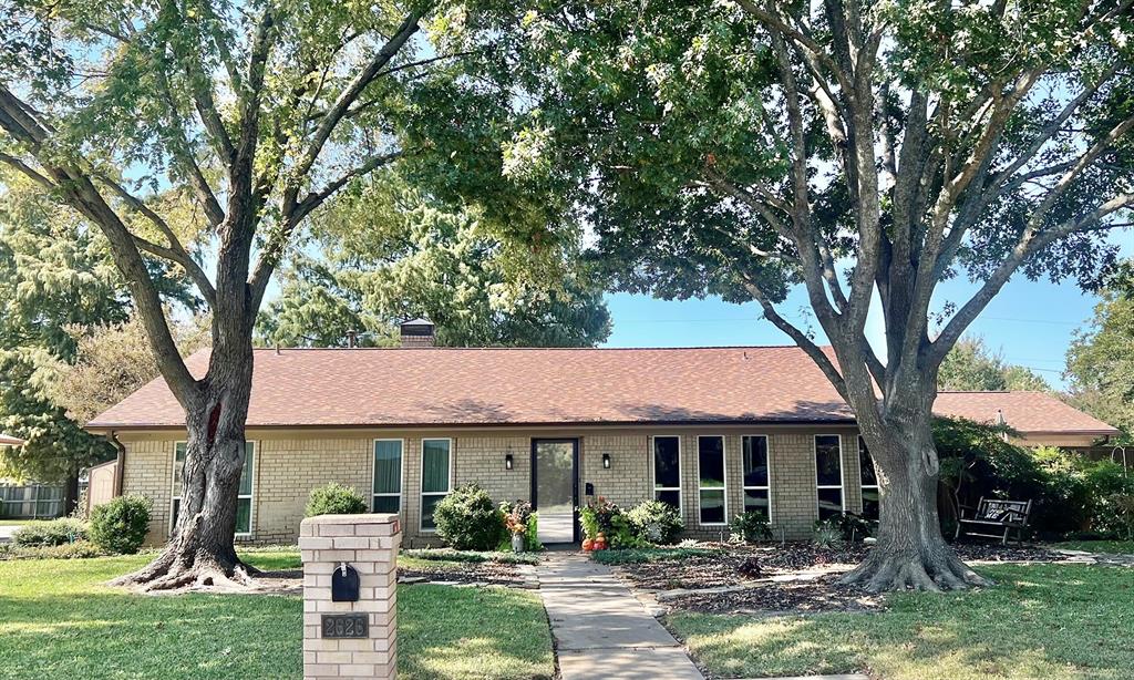 2626 Shoreline Drive — photo