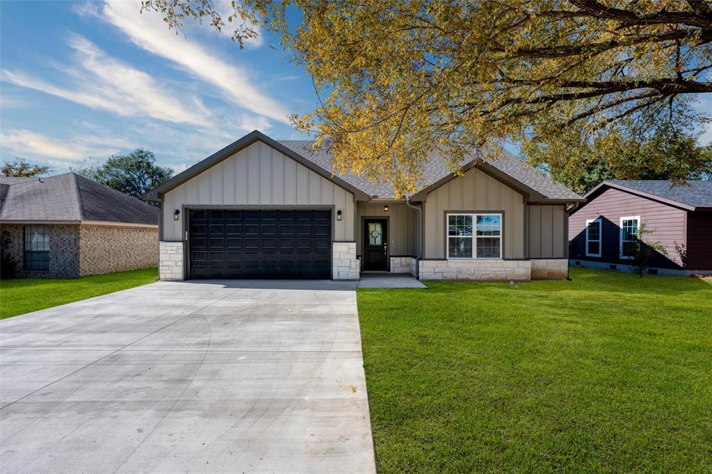213 Anchor Lane — photo