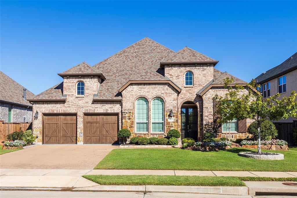 1650 Oakcrest Drive — photo