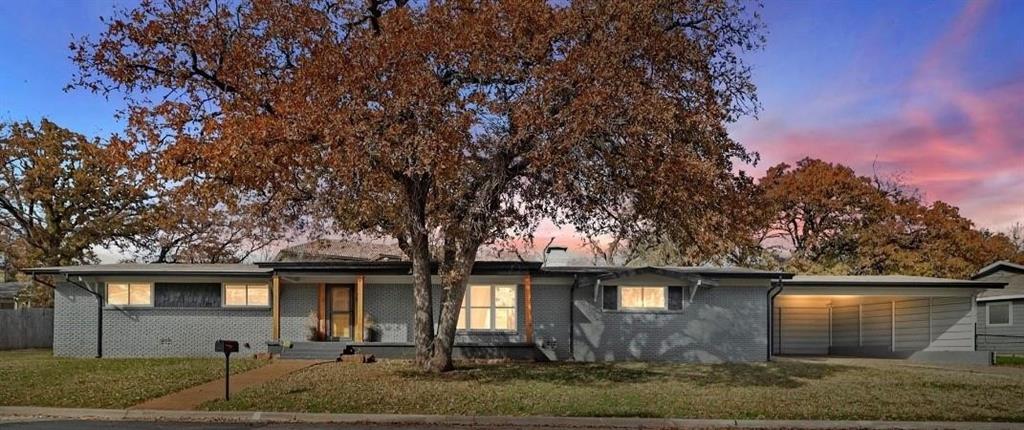1201 NW 6th Avenue — photo