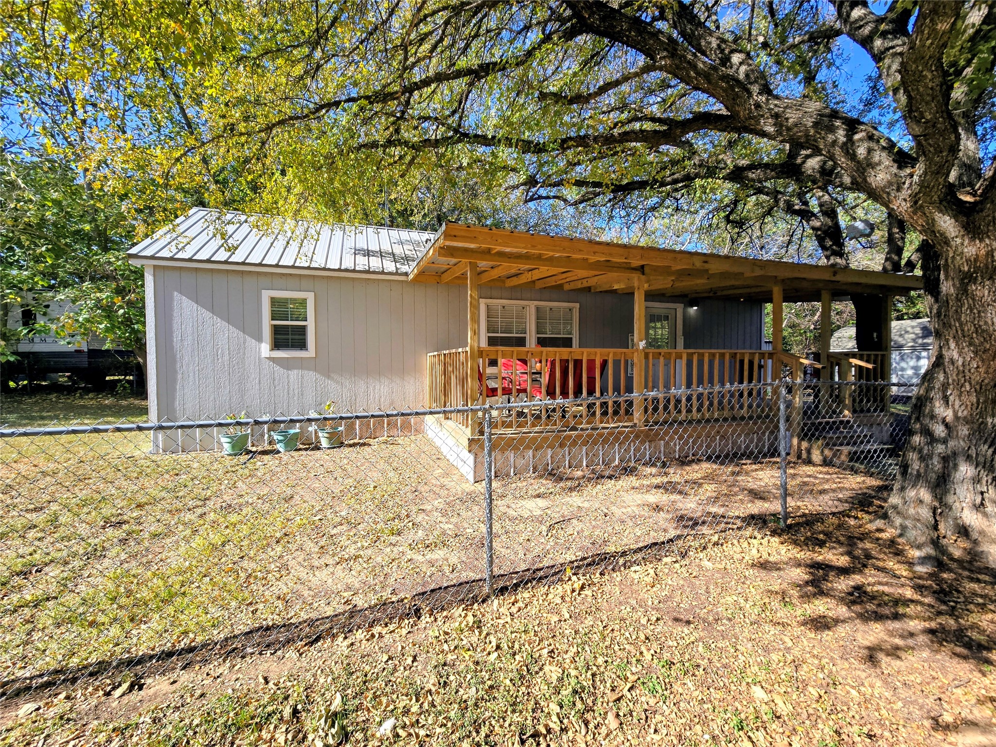 3807 Turquoise Trail — photo