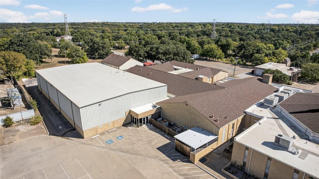 147 E Hurst Boulevard, Hurst, TX 76053 — photo 3