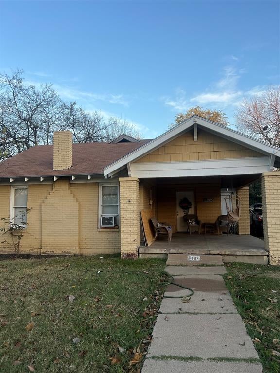 6107 Richmond Avenue — photo