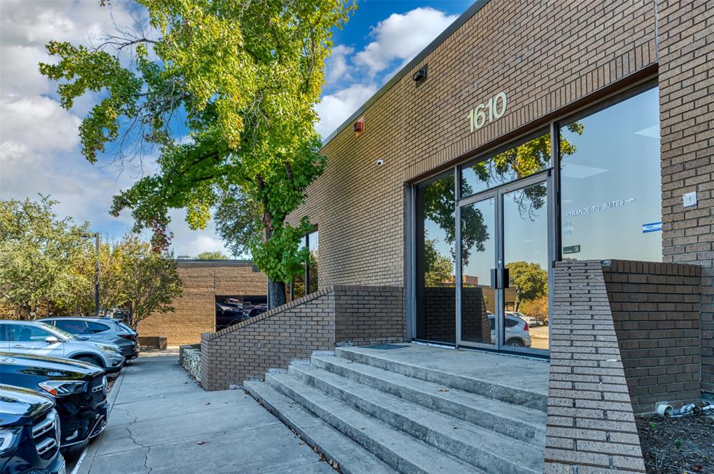 1610 Corporate Court — photo