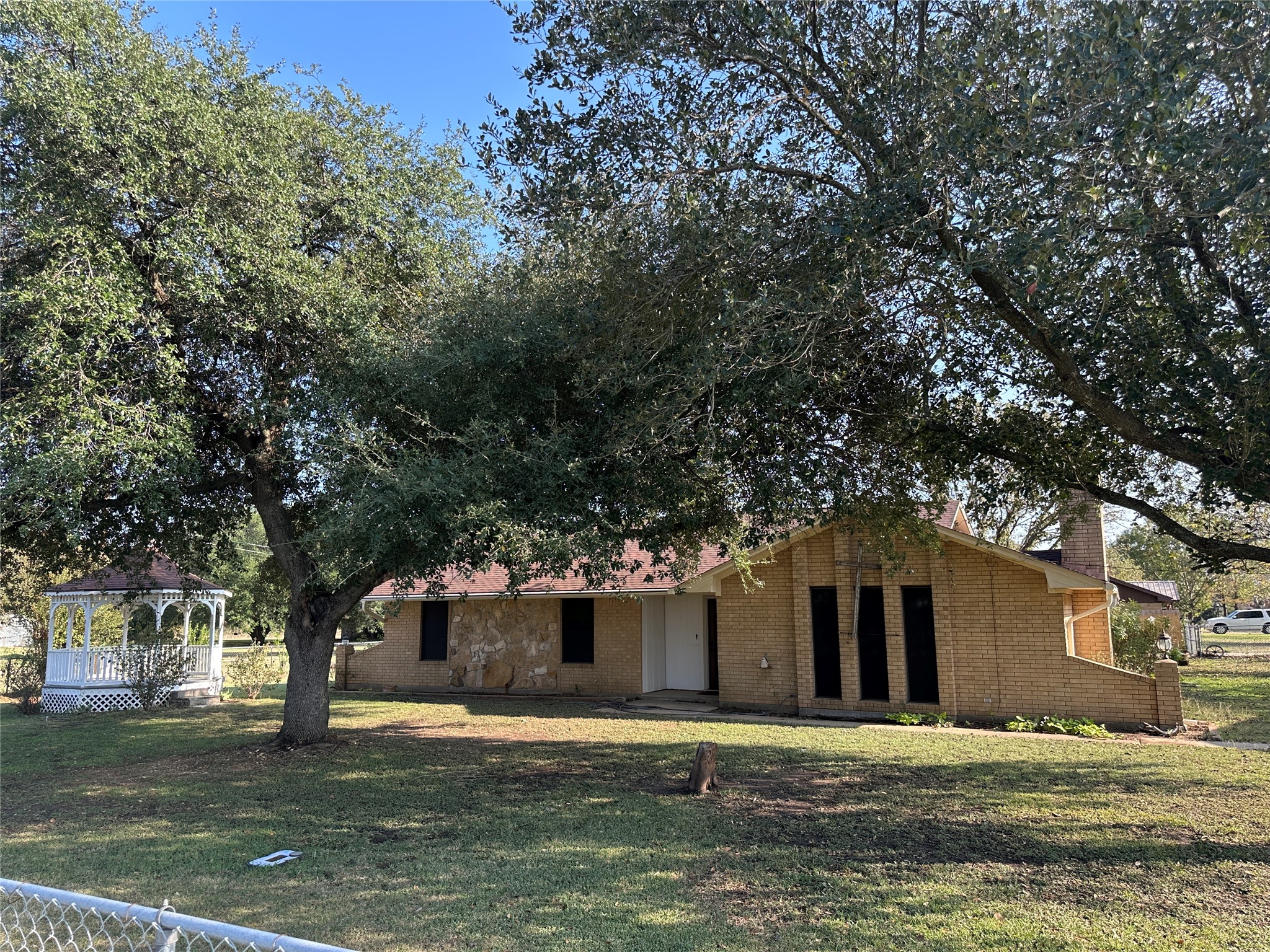 137 Oakview Circle, Waco, TX 76705 — photo 3