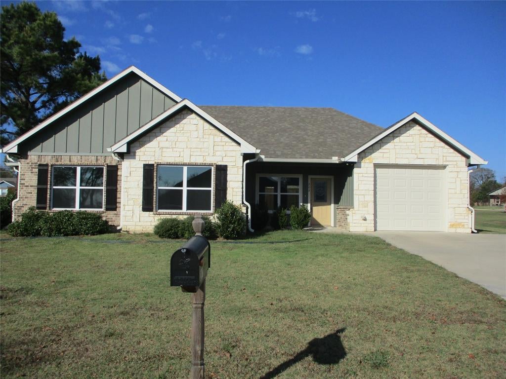 207 Mill Street — photo