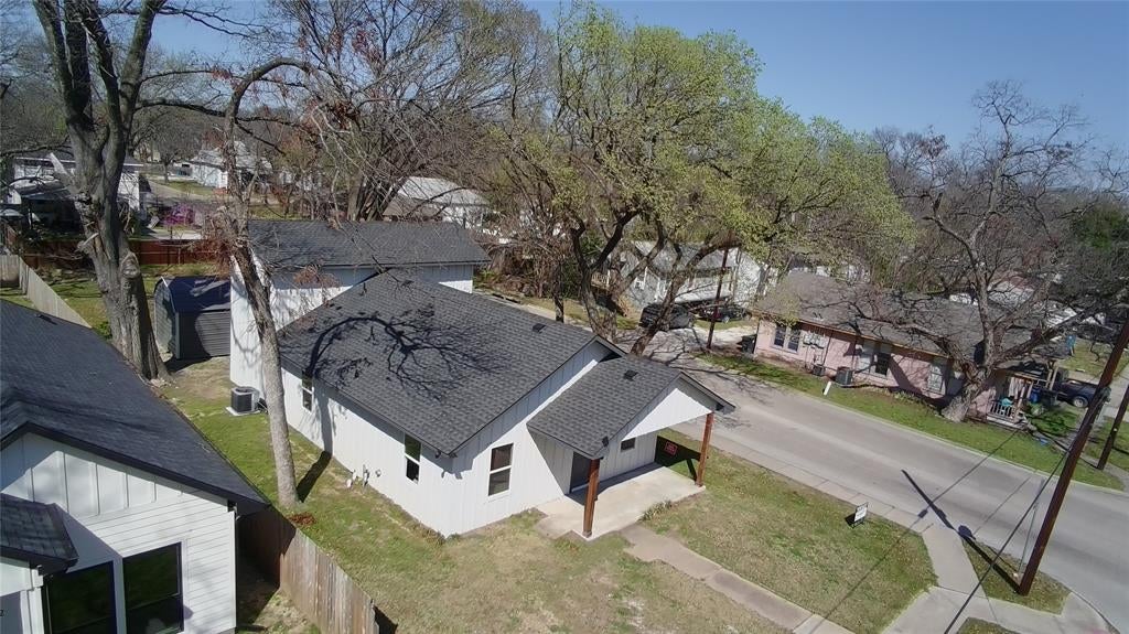 1500 W Collin Street — photo