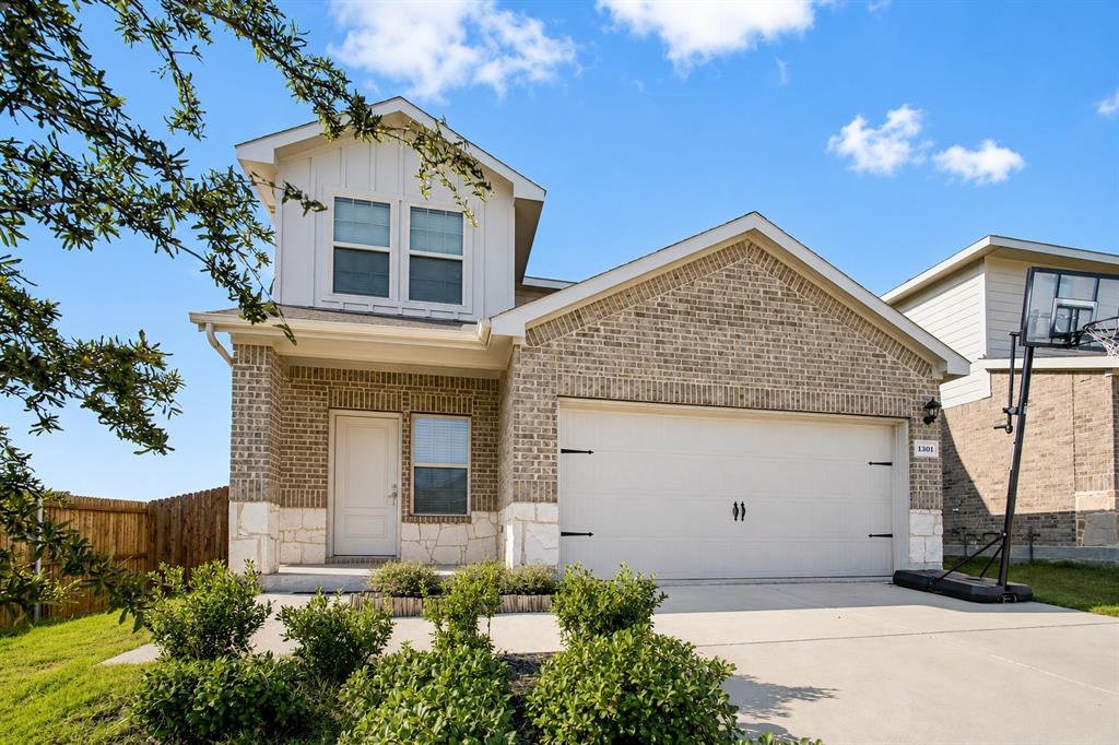 1301 Draper Lane — photo