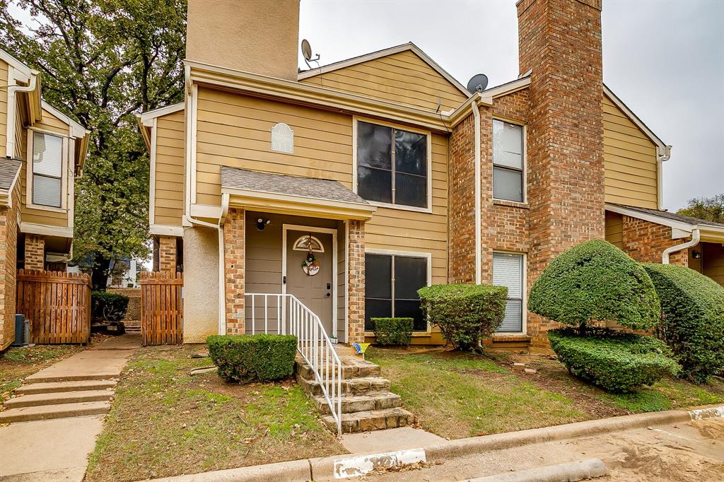 2117 Park Willow Lane D — photo