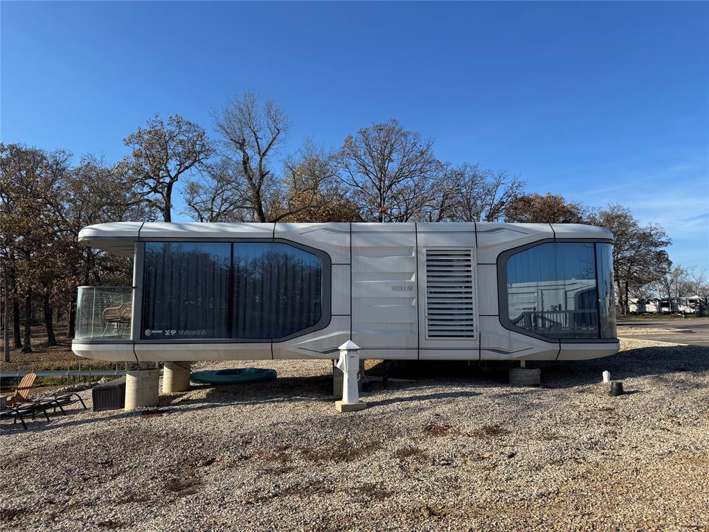 50 CR 3227 Unit 117 — photo