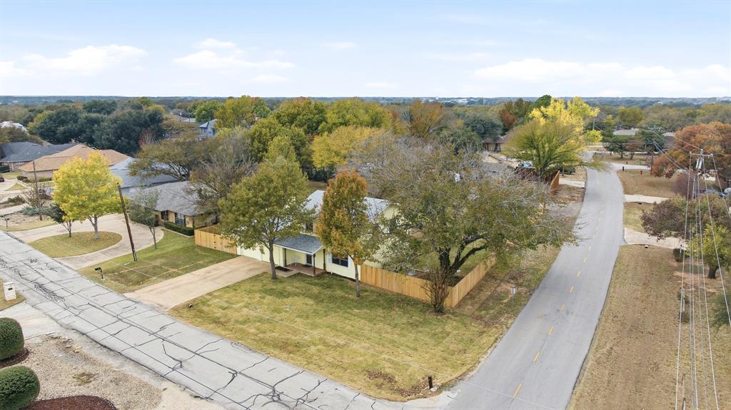 5600 Choctaw Drive — photo