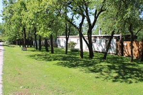 500 Oakwood Drive — photo