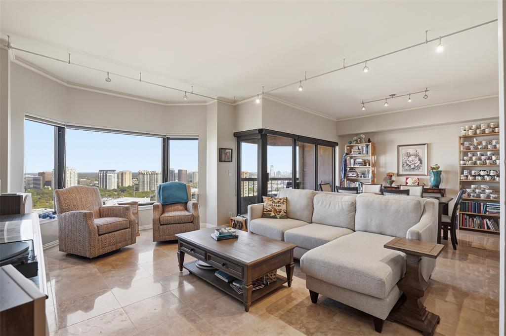 3030 Mckinney Avenue 2203 — photo