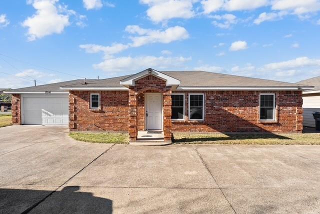 13741 Biggs Street — photo