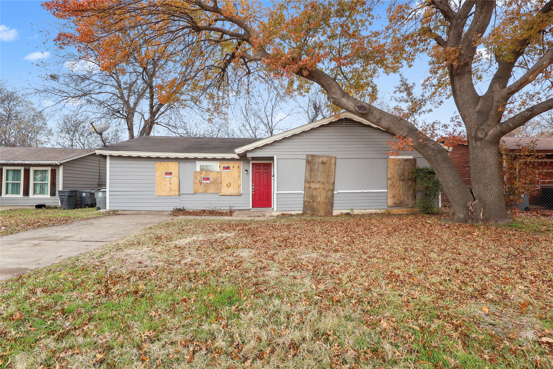 725 Emberwood Drive — photo