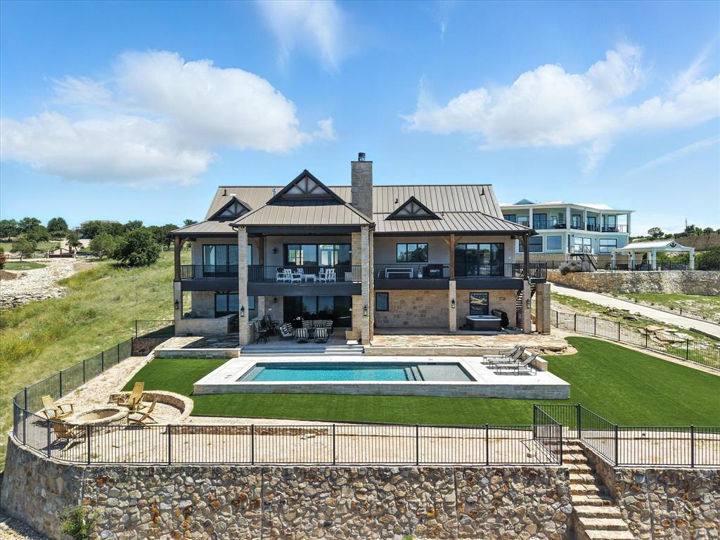 7105 W Hells Gate Drive — photo
