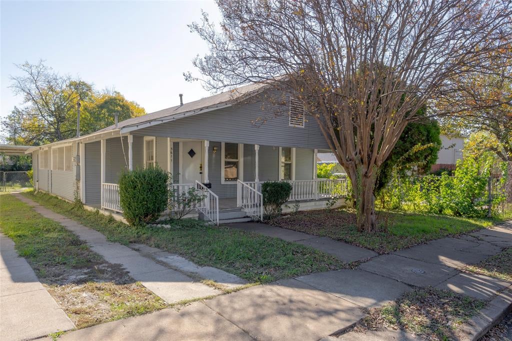 5611 Alton Avenue — photo