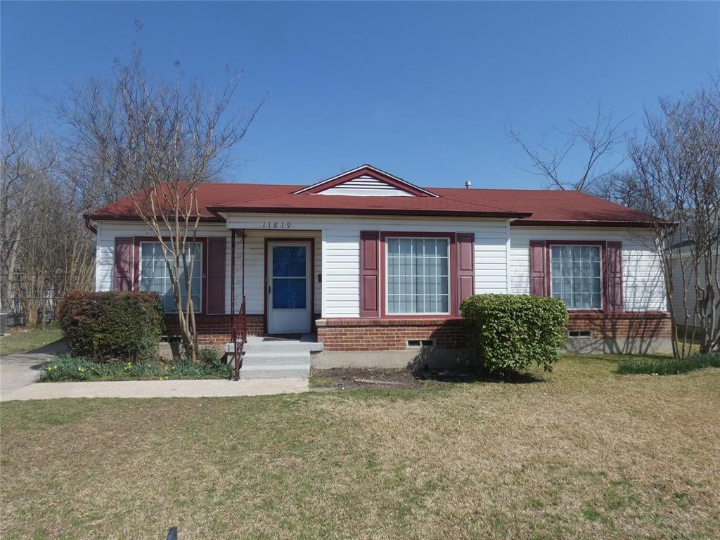 11819 Broadmoor Drive — photo