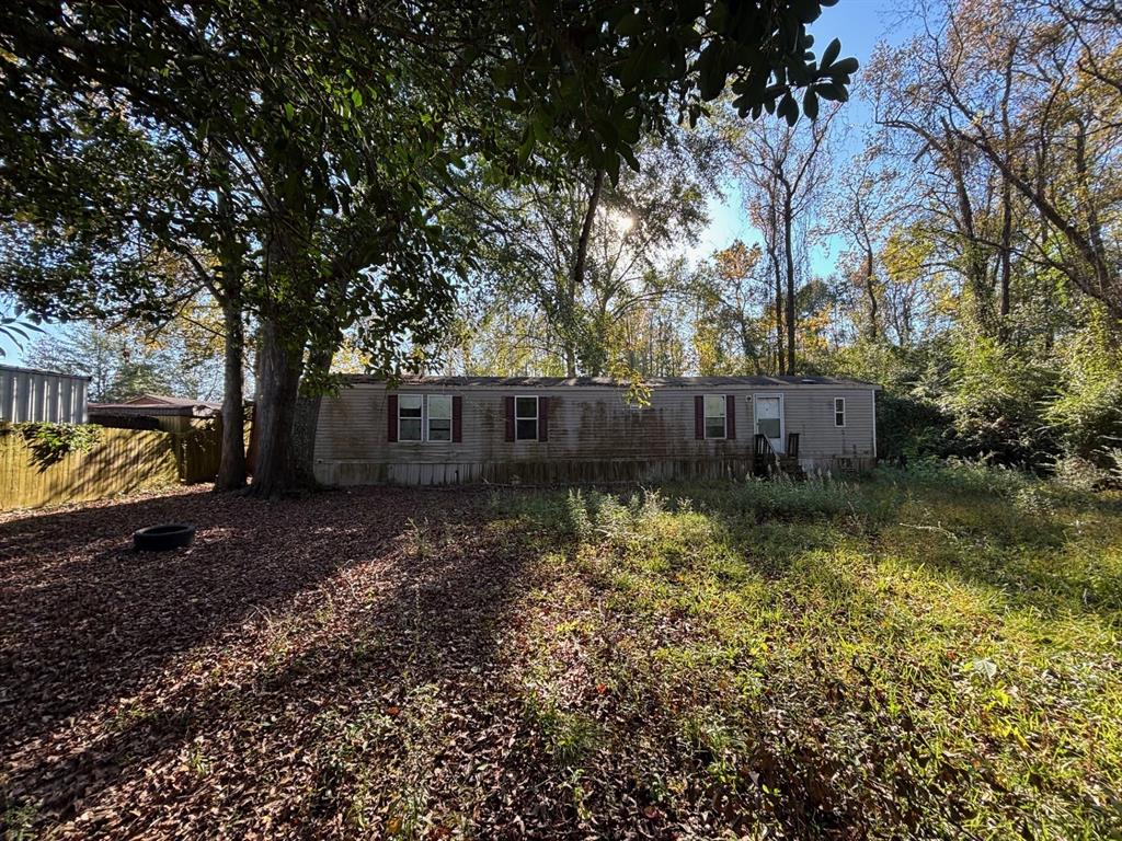 1233 Suncrest Circle — photo
