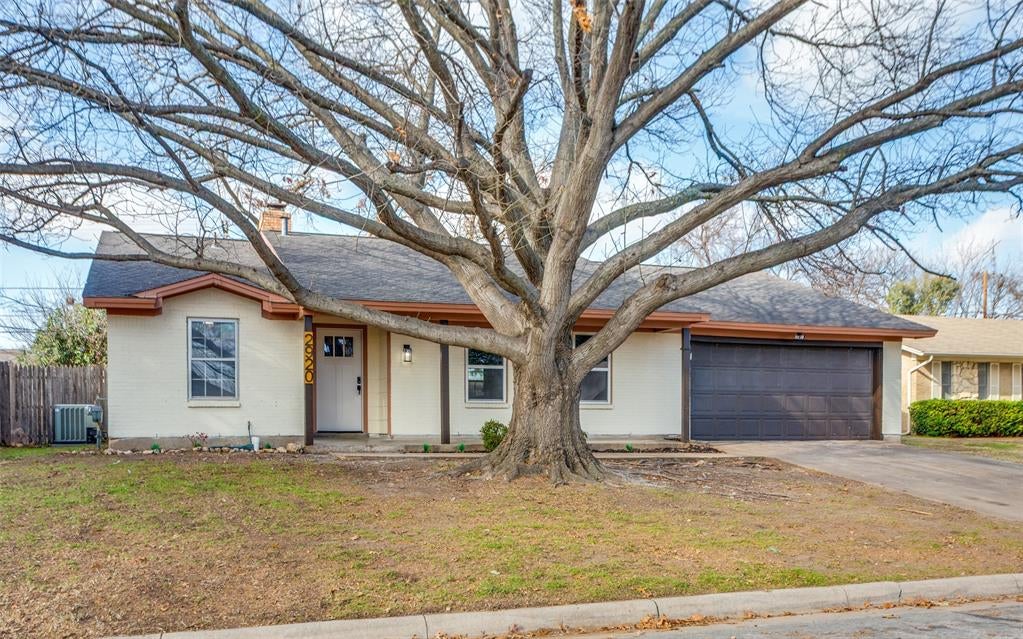 2920 Choctaw Trail — photo