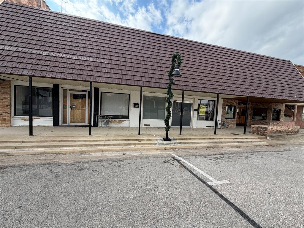 218 S Main Street — photo