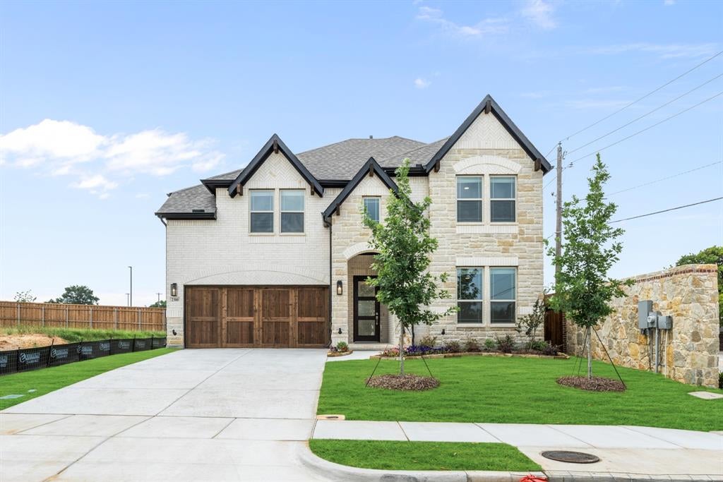2300 Legacy Oaks Lane — photo