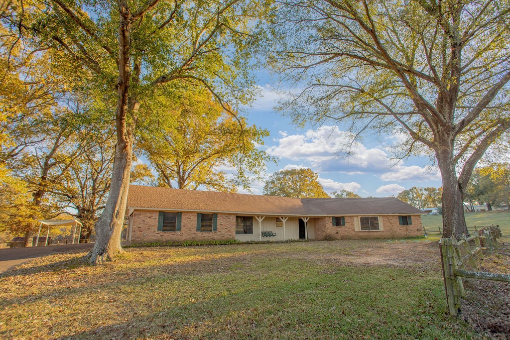 12575 FM 3271 — photo