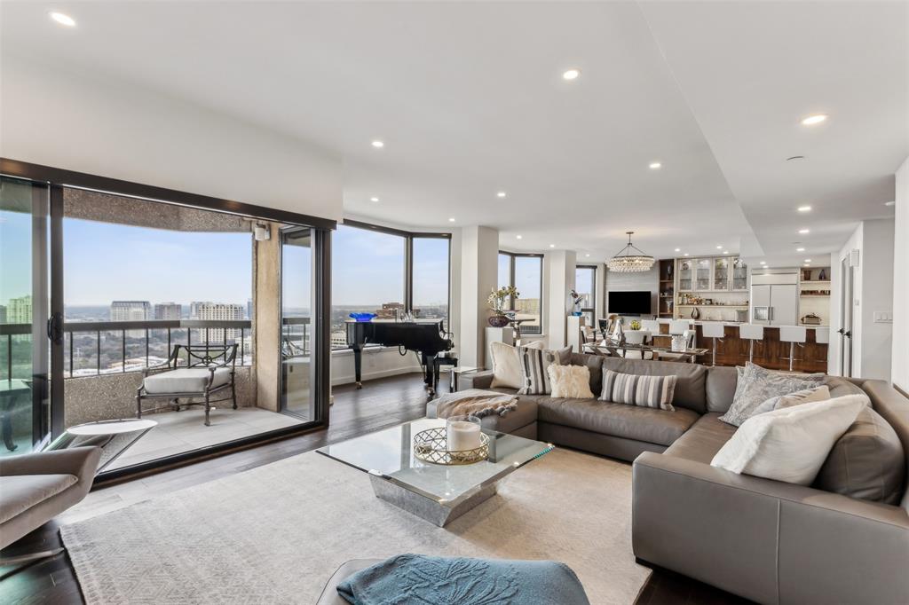 3030 Mckinney Avenue 2305 — photo