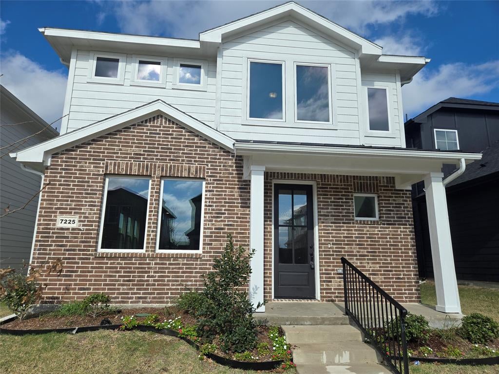 7225 Bayhill Lane — photo