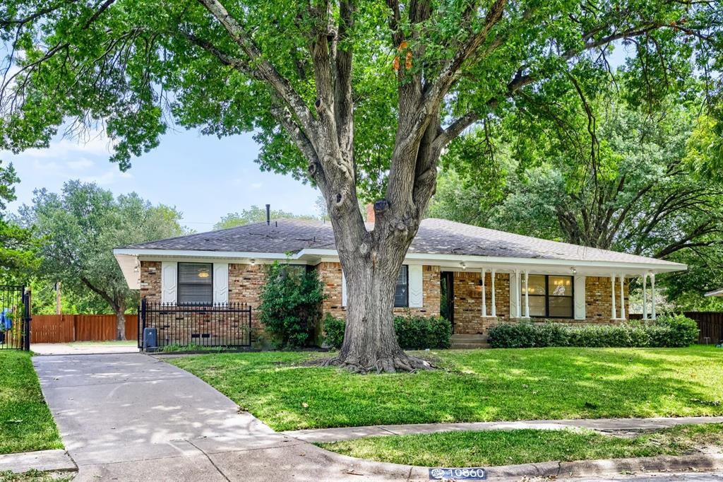 10860 Waterbridge Circle — photo