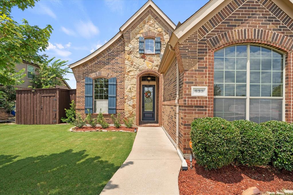 633 Stevenson Drive — photo