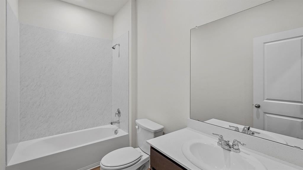 3303 Spaulding Drive — photo