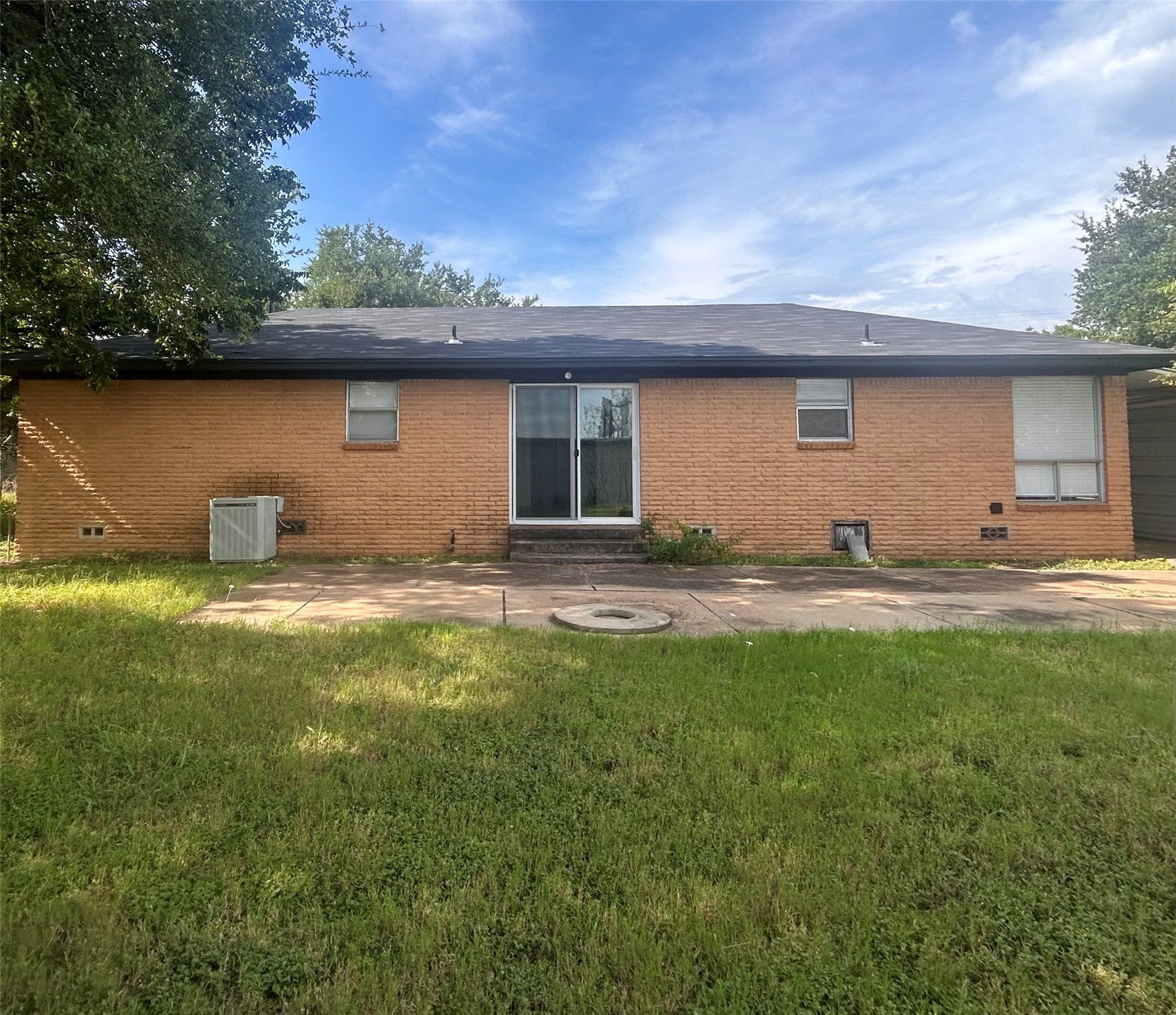 1121 E Coke, Hamilton, TX 76531 — photo 2