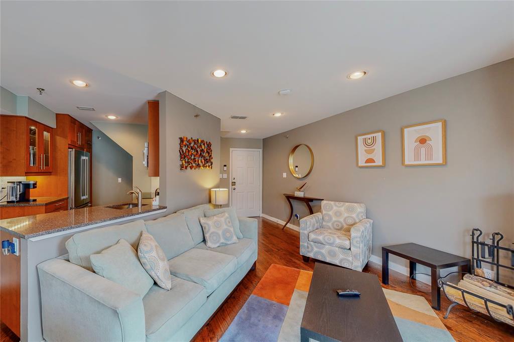 1010 Allen Street 226 — photo