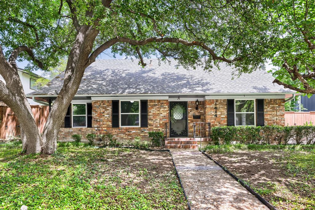 1414 Dumont Drive — photo
