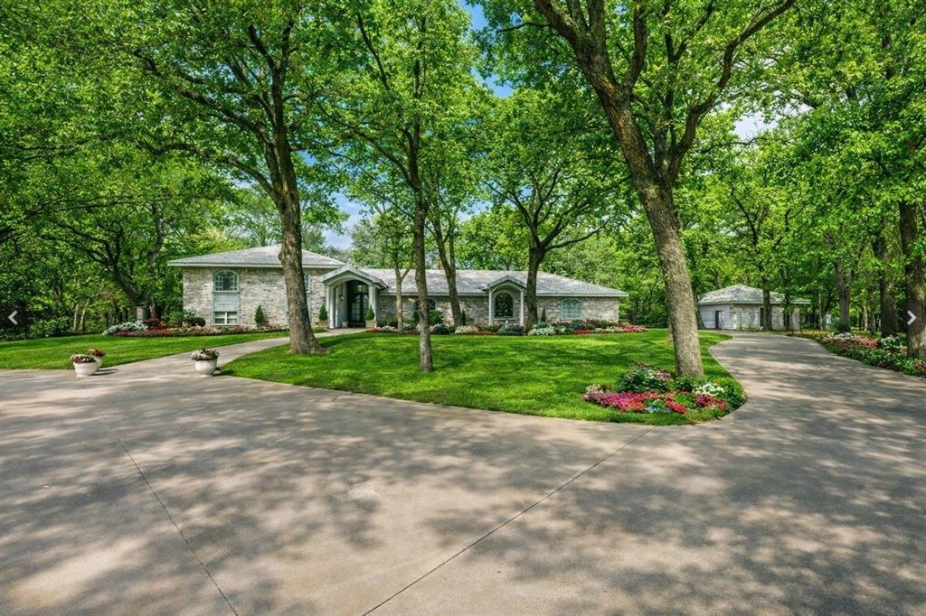 2525 Canyon Creek Drive — photo