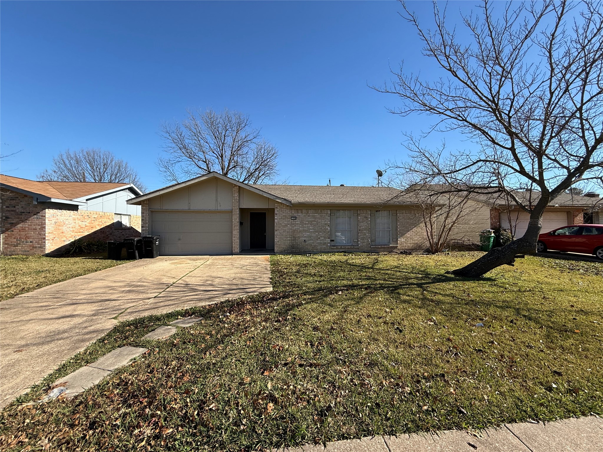 1334 Rutherford Drive — photo