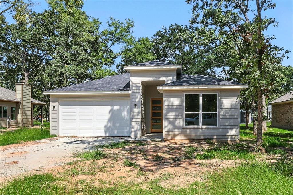 10 Huckleberry — photo
