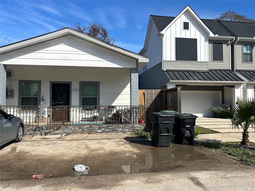 2705 & 2707 S Fox Street — photo