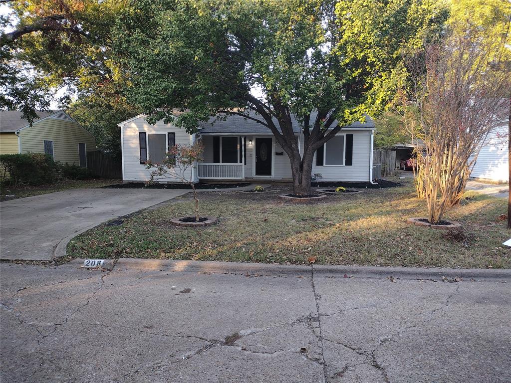 208 Almond Street — photo