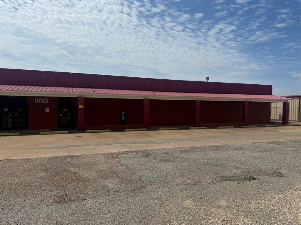 11251 State Highway 31 W — photo