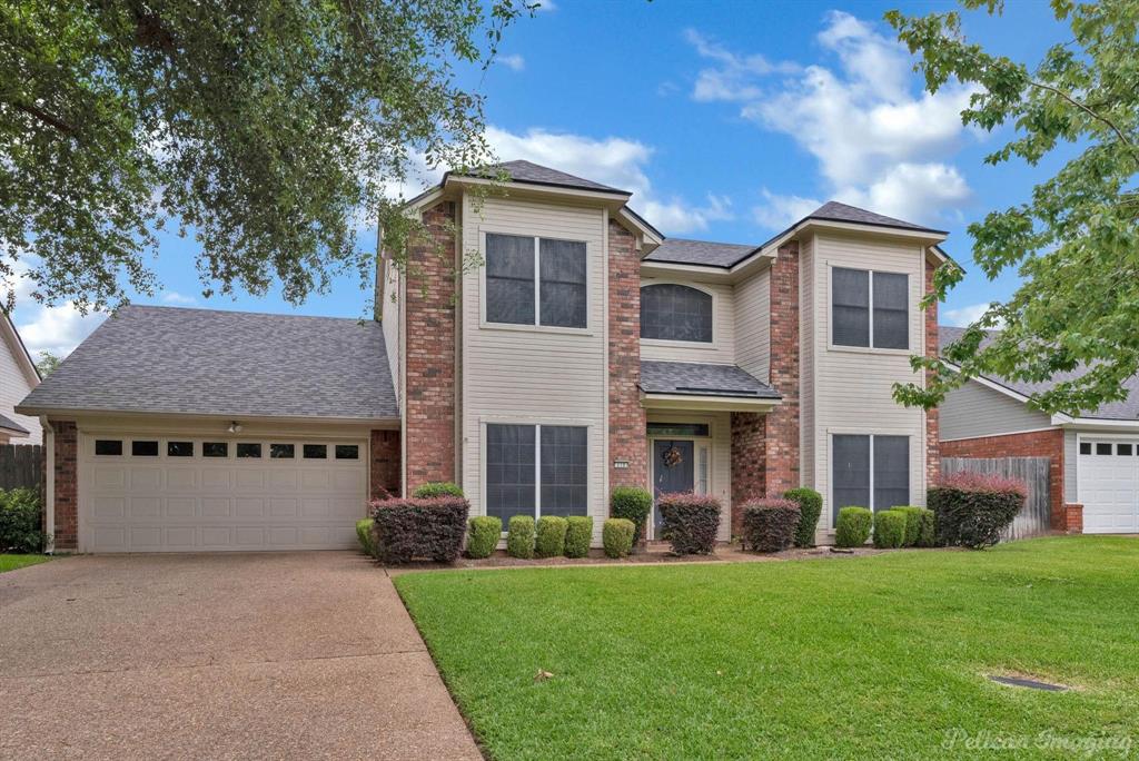 110 Kings Crossing — photo