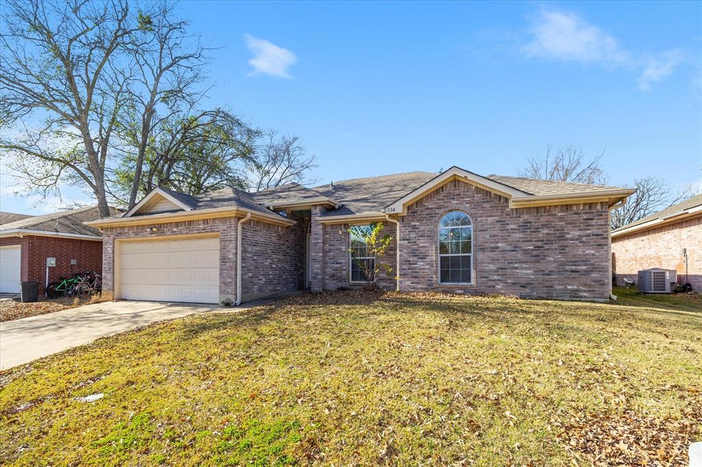 334 River Oaks Lane — photo