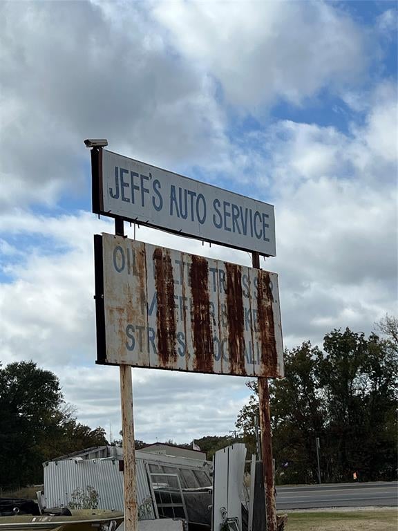 11103 FM 751 — photo
