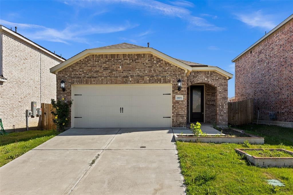 1103 Witherspoon Lane — photo