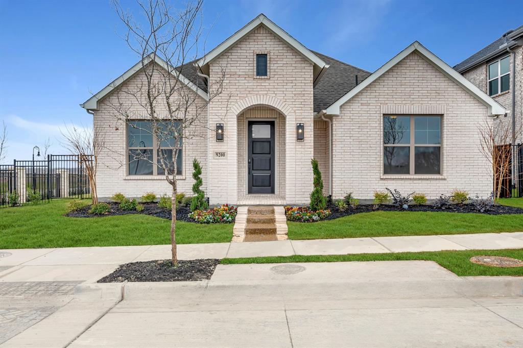9200 Persimmon Lane — photo