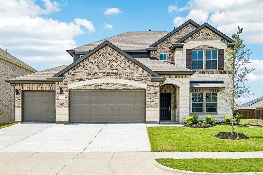 712 Vineyard Way — photo