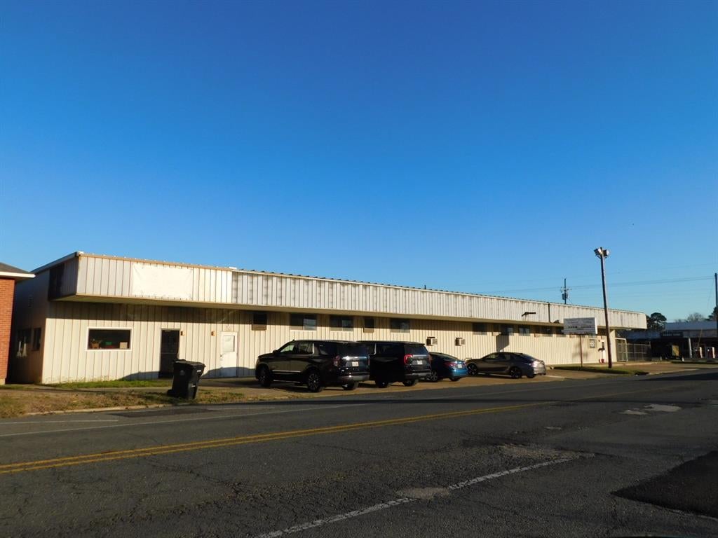 101 NE 1st Street — photo